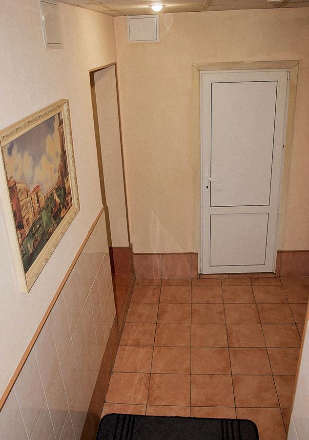 Matras Hotel Kiev Luaran gambar